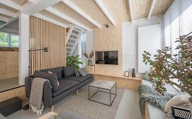 'T Vrijhofje, Stijlvolle Vakantiewoning Nabij Strand En Duinen